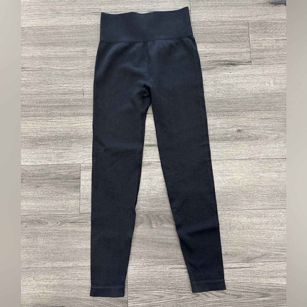 NWOT OQQ Leggings